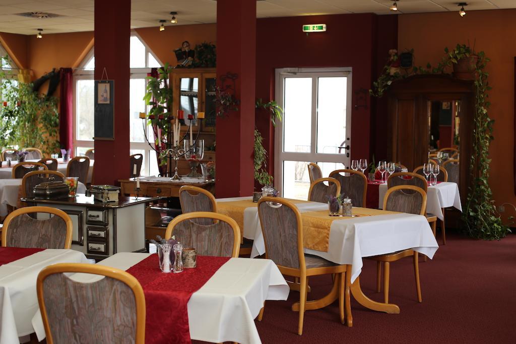 Hotel Taunus Residence Bad Camberg Exterior foto